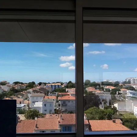 Charming Studio In With A Stunning View Royan
